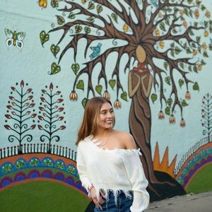 Meet your Posher, Olivia